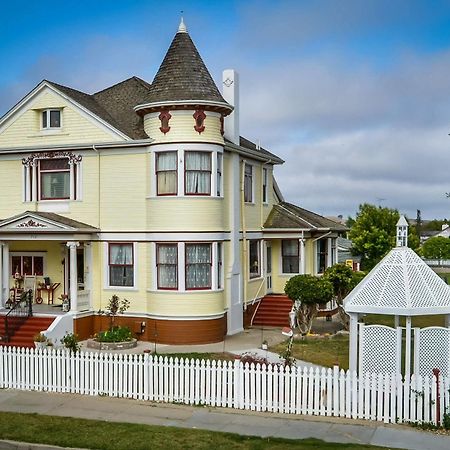 Joshua Inn Bed & Breakfast Холлистер Экстерьер фото